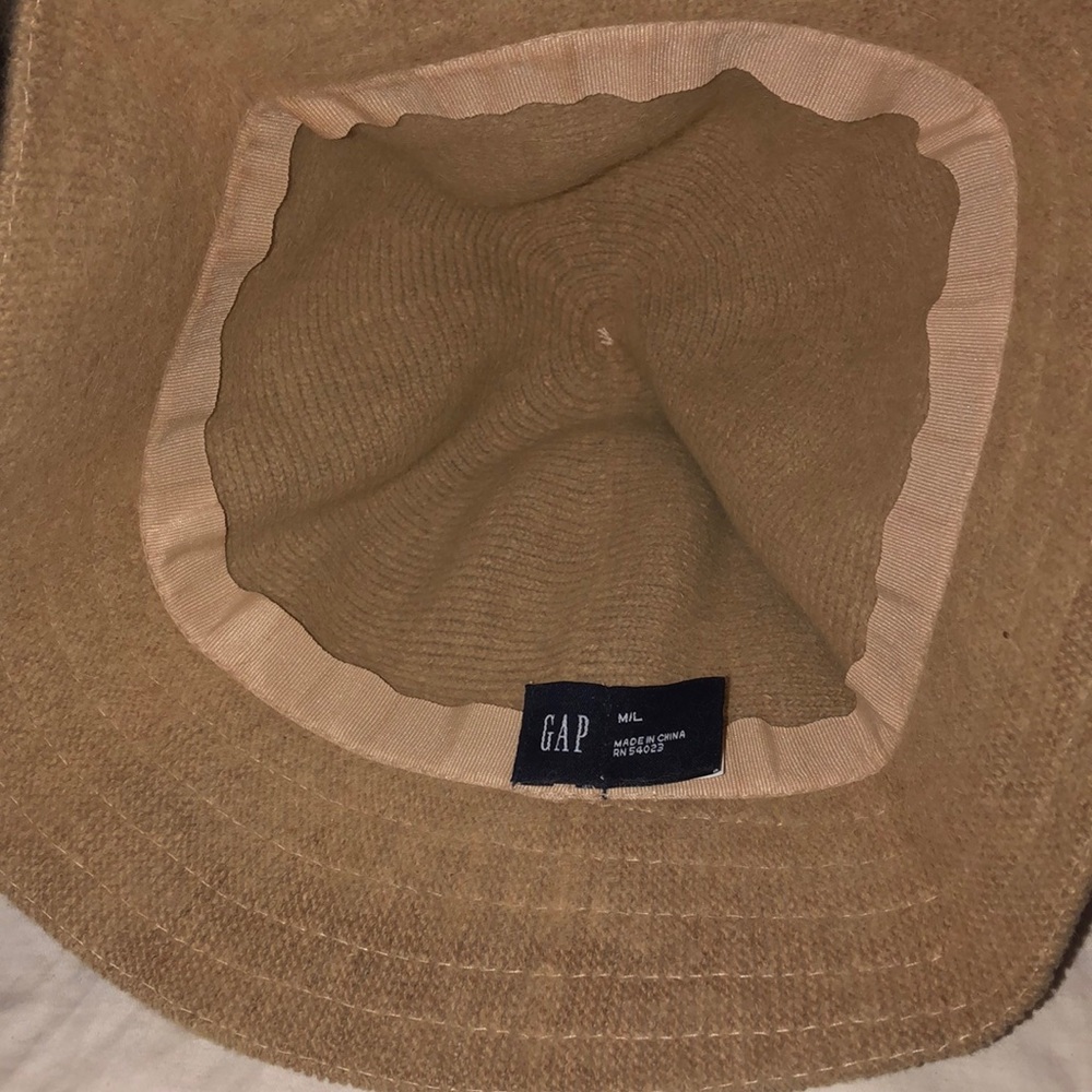 Gap Hat - image 2